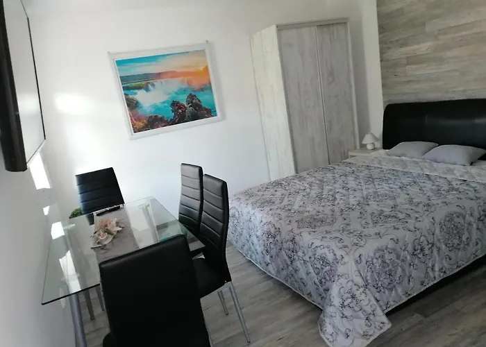 Apartament Nata Gyula